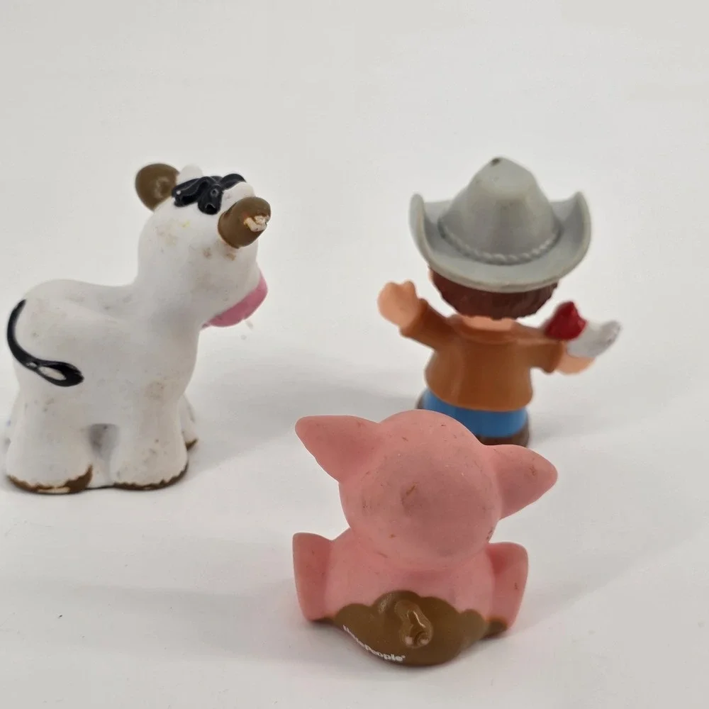 Fisher-Price Little People Cowboy Farmer Boy with Pig Cow Lot Of 3 Figure 2016